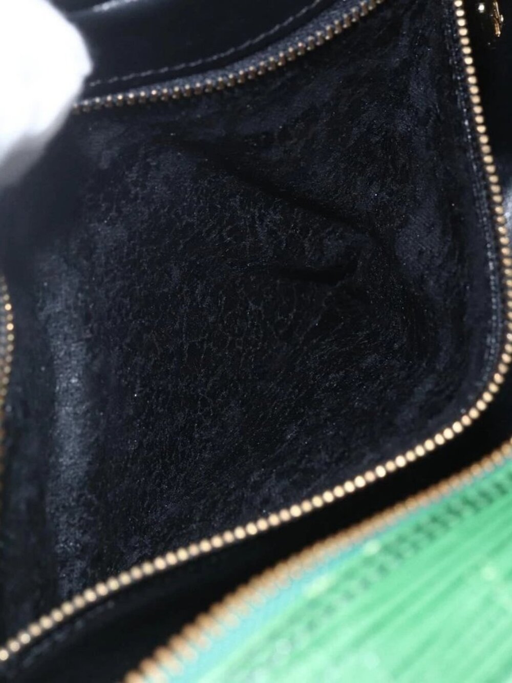 LOUIS VUITTON Epi Trocadero 23 Shoulder Bag Green M52304 LV Auth 163372 - Picture 10 of 16